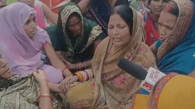 स्कूल बस की टक्कर से घायल देवेंद्र की 10 दिन बाद मौत, एक करोड़ मुआवजे की मांग पर अंतिम संस्कार से इनकार