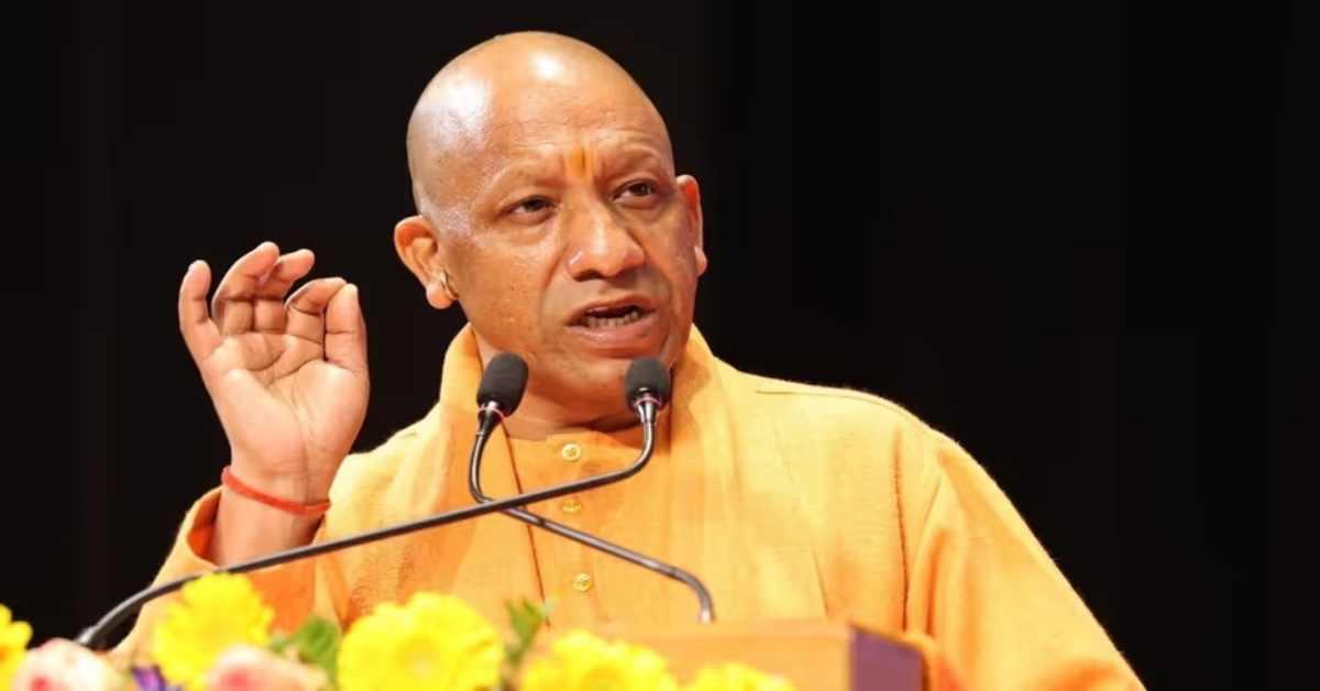 वैश्विक निवेश को लेकर सपा पर सीएम योगी ने कसा तंज, रोजगार और वन ट्रिलियन इकॉनमी पर दिया बड़ा बयान