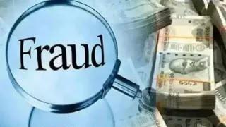 ग्रेटर नोएडा PNB में 35 करोड़ रुपये की हेराफेरी का आरोप, मैनेजर समेत 5 कर्मचारी निलंबित; बिना अनुमति तोड़ी गईं FD