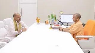 अयोध्या में भाजपा के सामने ‘एक म्यान में दो तलवार’ की चुनौती, अभय सिंह के बाद खब्बू तिवारी की बैठक से गरमाई सियासत
