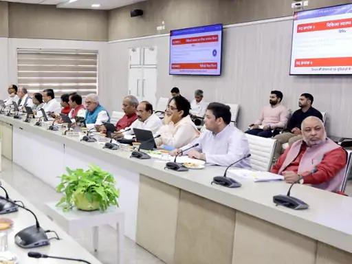 11 नदियों में नावों का पंजीकरण अनिवार्य, 50 रुपये में रजिस्ट्रेशन; नाविकों और यात्रियों का होगा बीमा