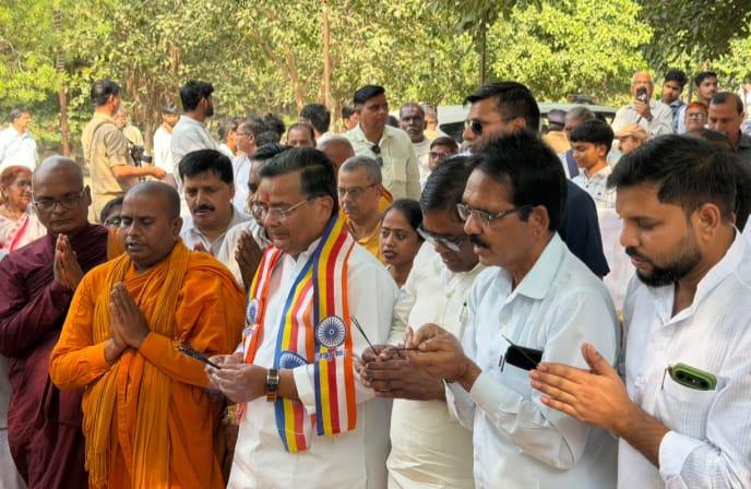 महर्षि वाल्मीकि जयंती पर धार्मिक-सांस्कृतिक आयोजन, प्रभारी मंत्री जयवीर सिंह ने किया प्रतिभाग