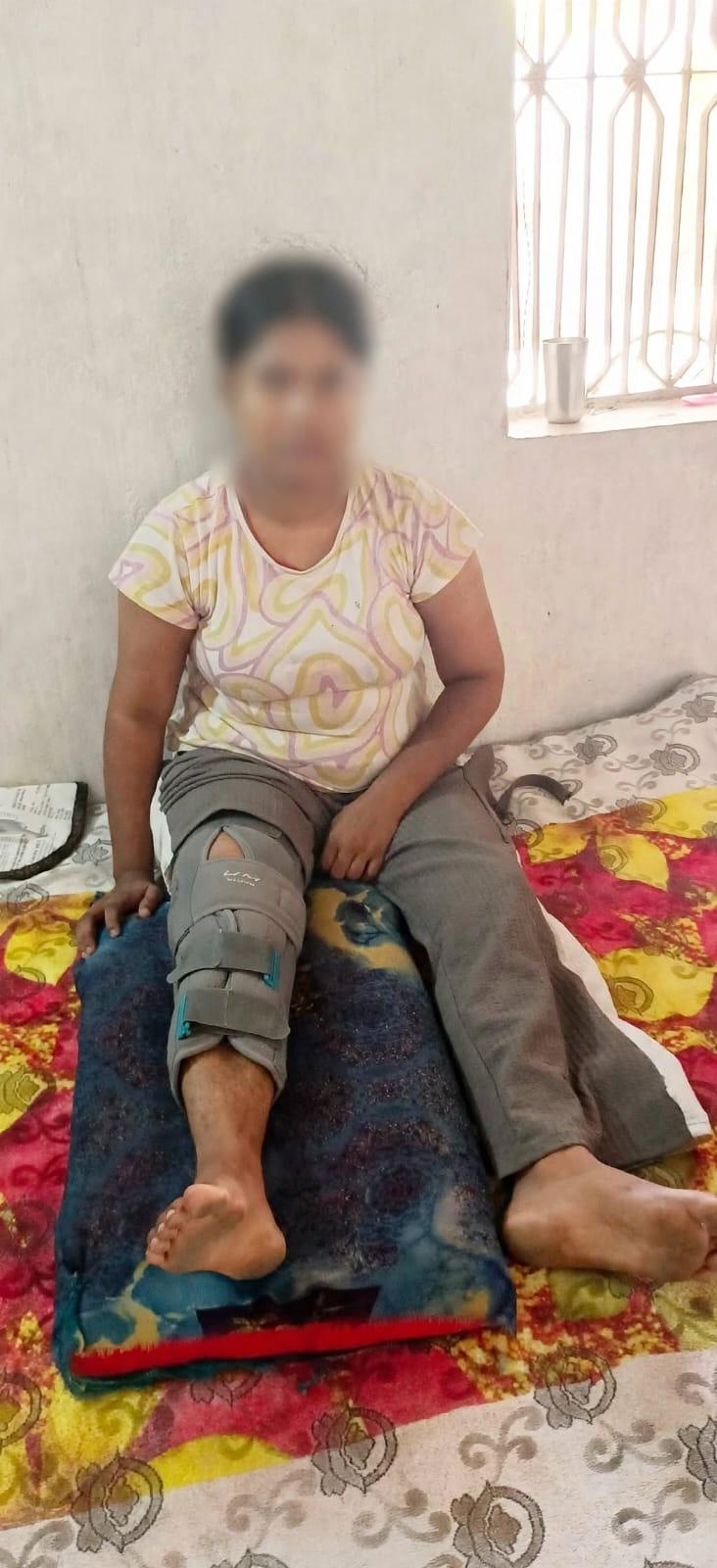 कोचिंग जा रही छात्रा को पिकअप ने मारी टक्कर, गंभीर घायल - मुकदमा दर्ज